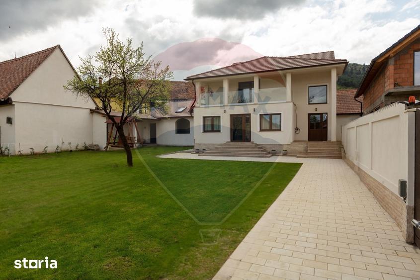Spațiu comercial, de 120 mp, în Rășinari