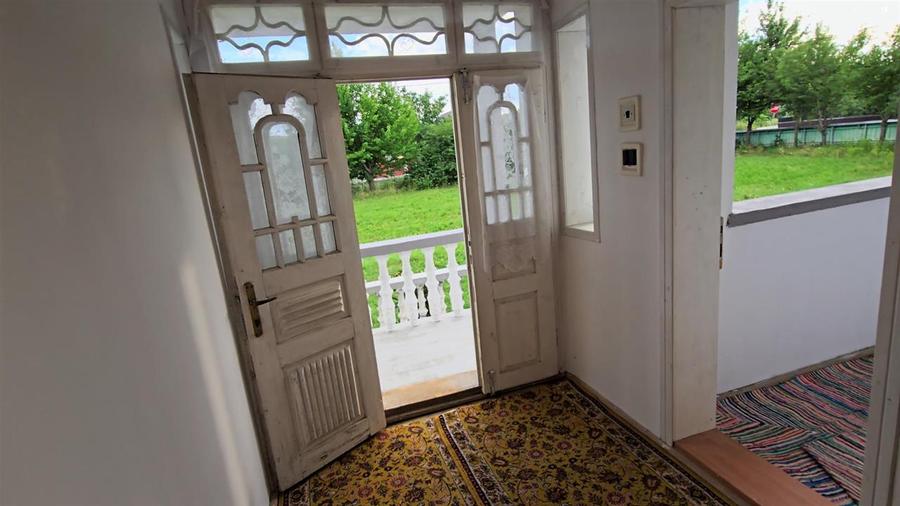 Casă individuală cu 4 camere cu Teren 4200 Mp în Poieni-Suceava