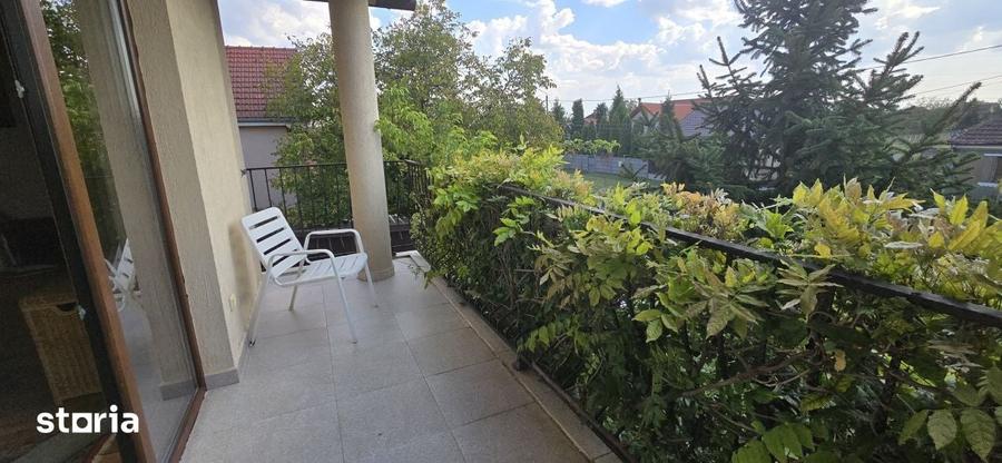 Casă cu 6 camere cu Teren 422 Mp în Sud