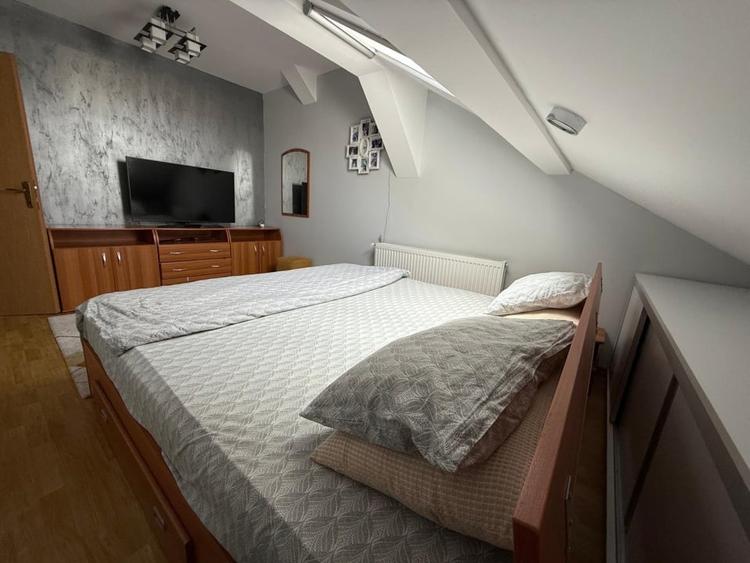 Apartament cu 4 camere decomandat, mobilat în Sărari
