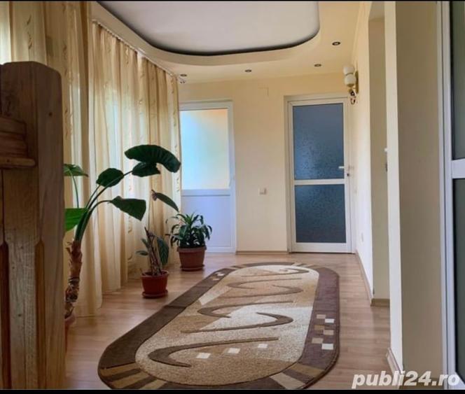 Casă cu 5 camere cu Teren 700 Mp în Goranu