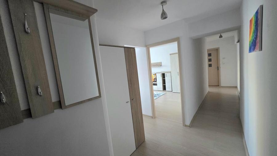 Apartament cu 2 camere decomandat în Alexandru Obregia