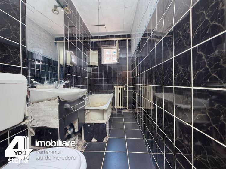 Apartament cu 2 camere semidecomandat în Aradul Nou