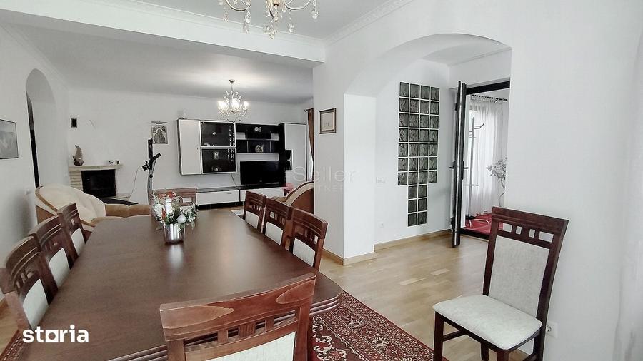 Casă cu 5 camere cu Teren 400 Mp în Bunloc