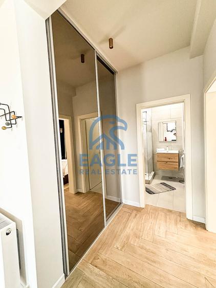 Apartament cu 2 camere nedecomandat, mobilat în Faleza Nord