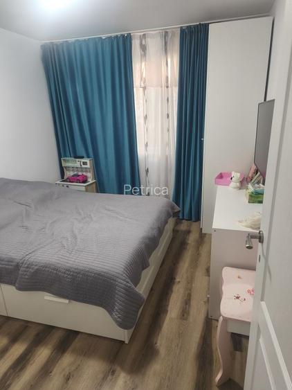 Inchirie camera apartament