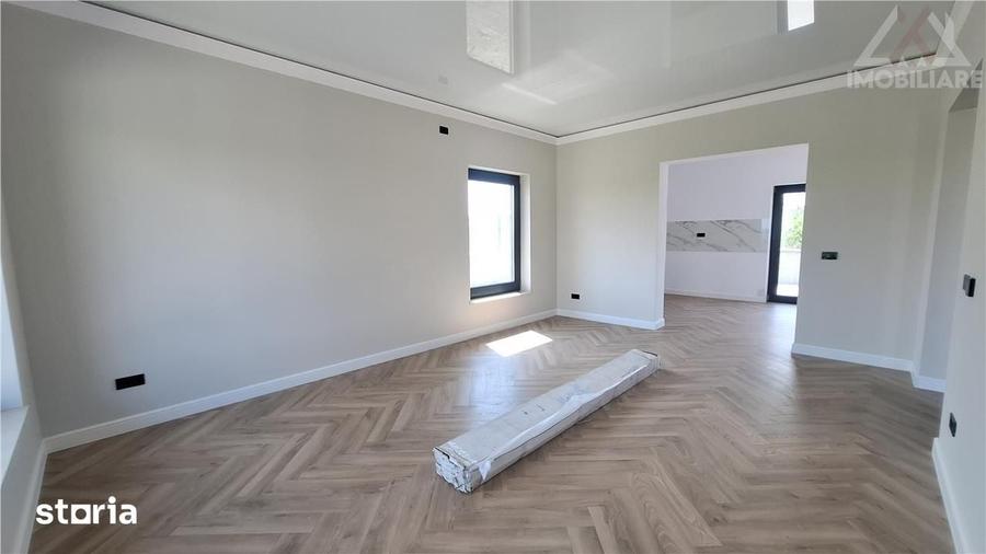 Casă cu 4 camere cu Teren 400 Mp în Rediu