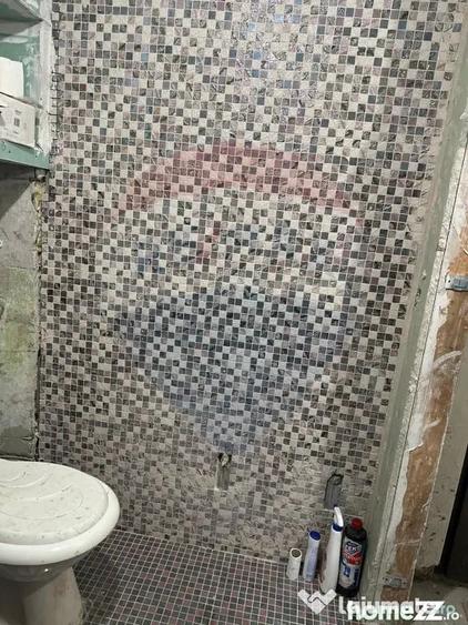 Apartament cu 2 camere semidecomandat în Săvinești