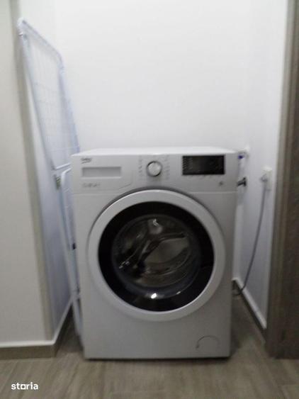 Apartament cu 3 camere decomandat în 9 Mai