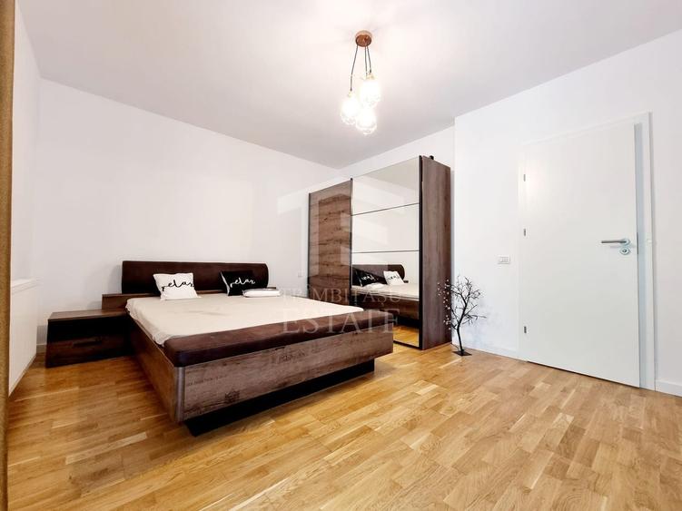 Apartament cu 3 camere decomandat, mobilat în Calea Plevnei