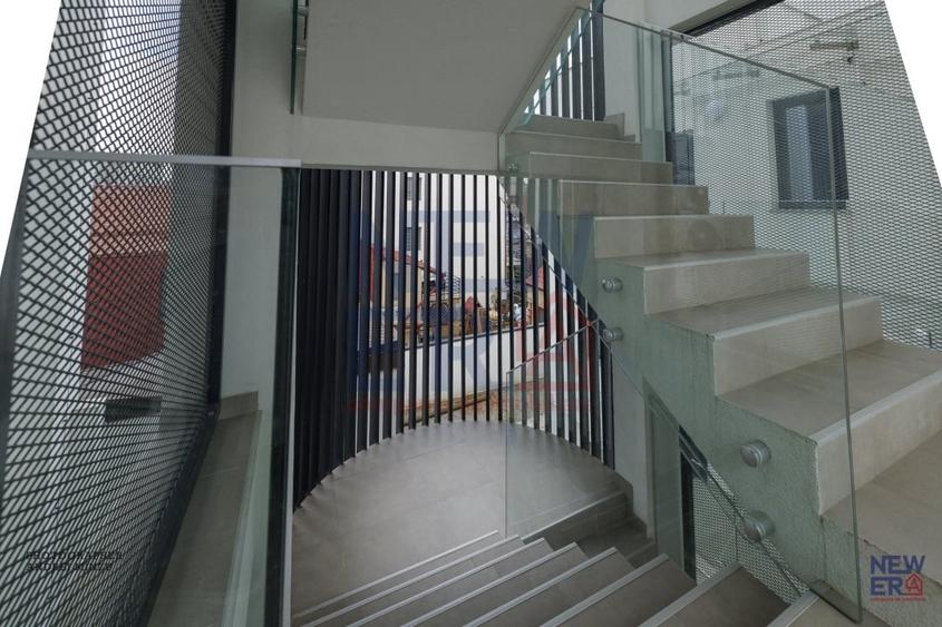 Apartament cu 3 camere semidecomandat, mobilat în Herăstrău