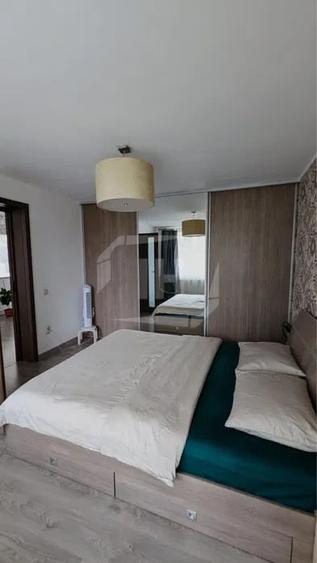 Apartament cu 3 camere semidecomandat, mobilat în Plopilor