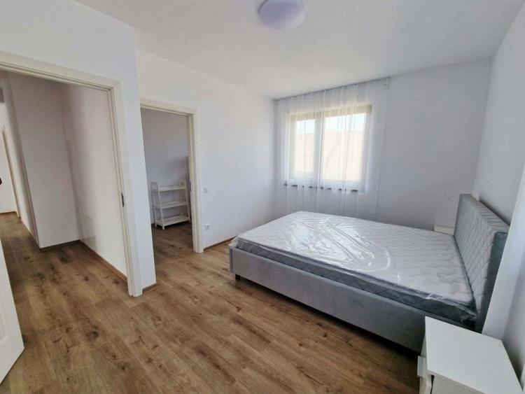 Casă cu 4 camere cu Teren 200 Mp în Dâmbul Rotund