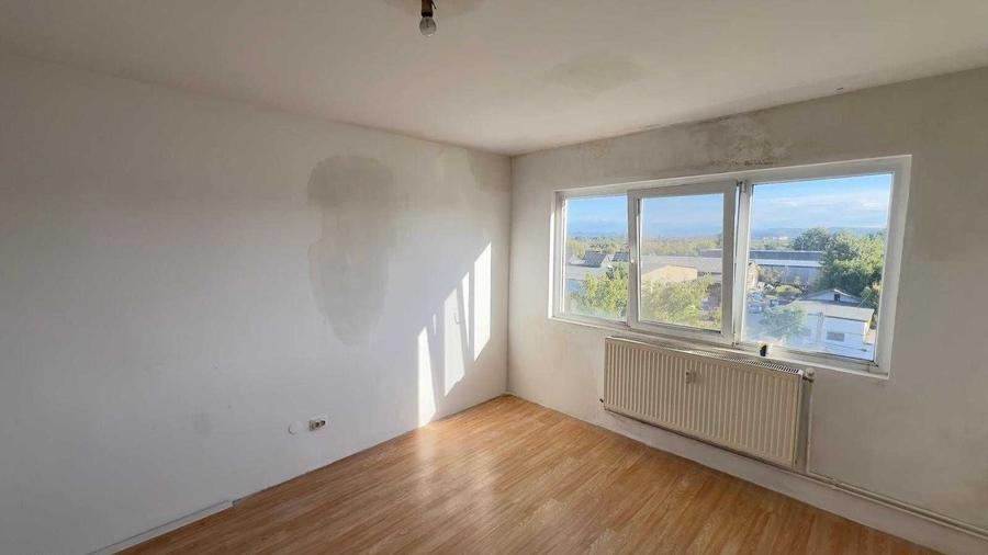 Garsonieră semidecomandată în Uiasca