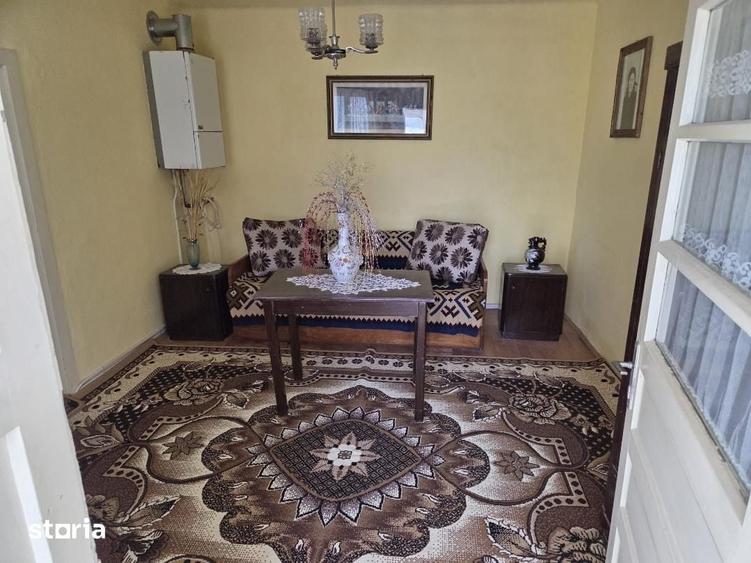 Casă cu 3 camere cu Teren 1769 Mp în Crăciunelu de Jos