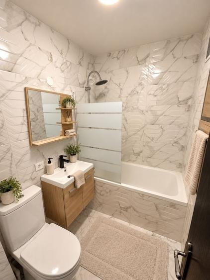 Apartament cu 3 camere decomandat în Tătărași