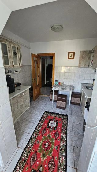 Vand apartament 3 camere in Obcini - 7