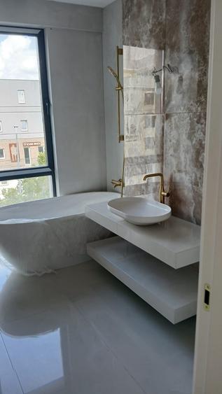 Apartament cu 3 camere decomandat în Iancu Nicolae