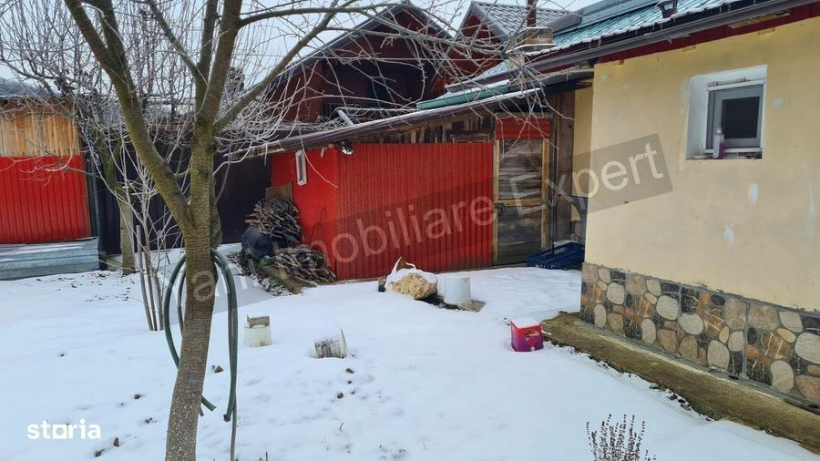 Casă cu 2 camere cu Teren 400 Mp în Tutana