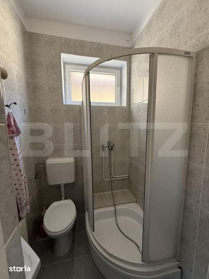 Casă cu 6 camere cu Teren 539 Mp în Central