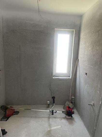 Casă cu 4 camere în Moșnița Veche