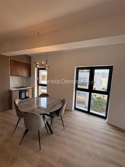Apartament de vanzare in Tractorul