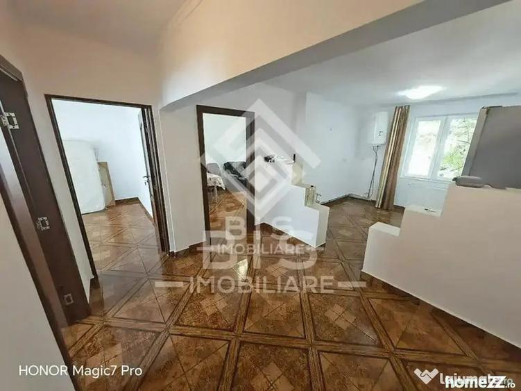Apartament cu 4 camere decomandat în Independenței