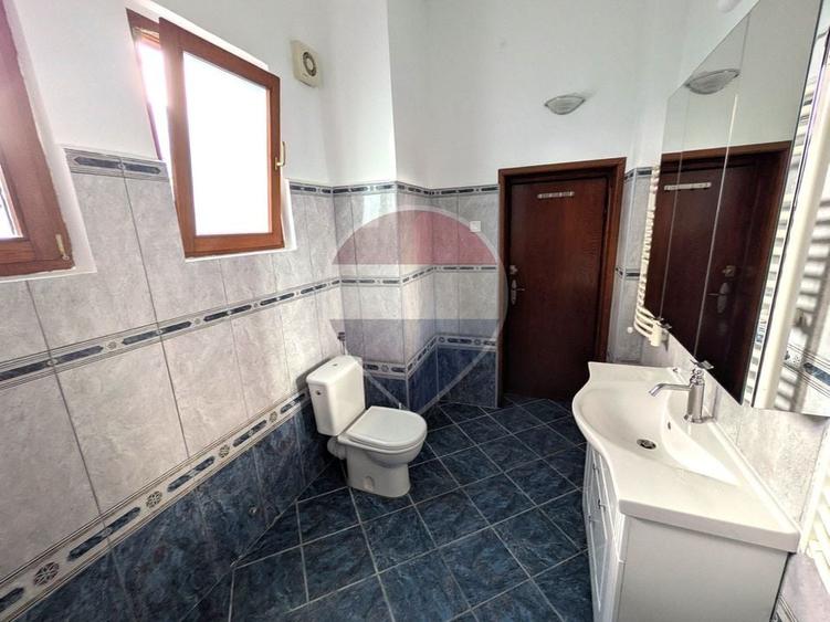 Apartament cu 4 camere decomandat în Aviatorilor