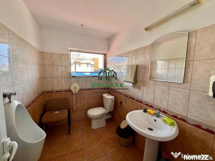 Spațiu comercial, de 151 mp, în Central