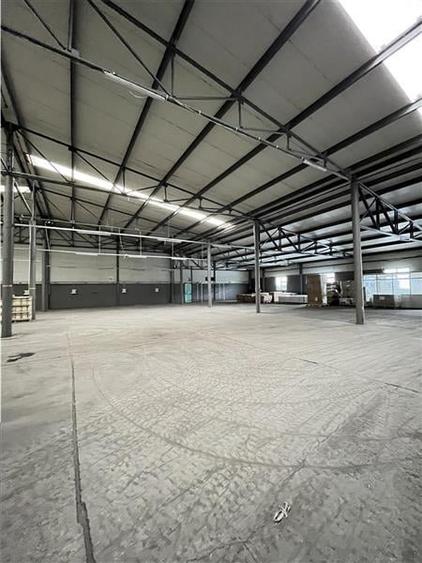 Spațiu industrial, de 1,200 mp, în Brazi