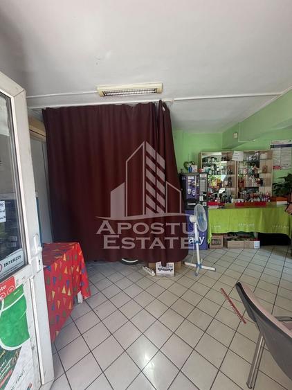 Apartament cu 3 camere decomandat în Aradului