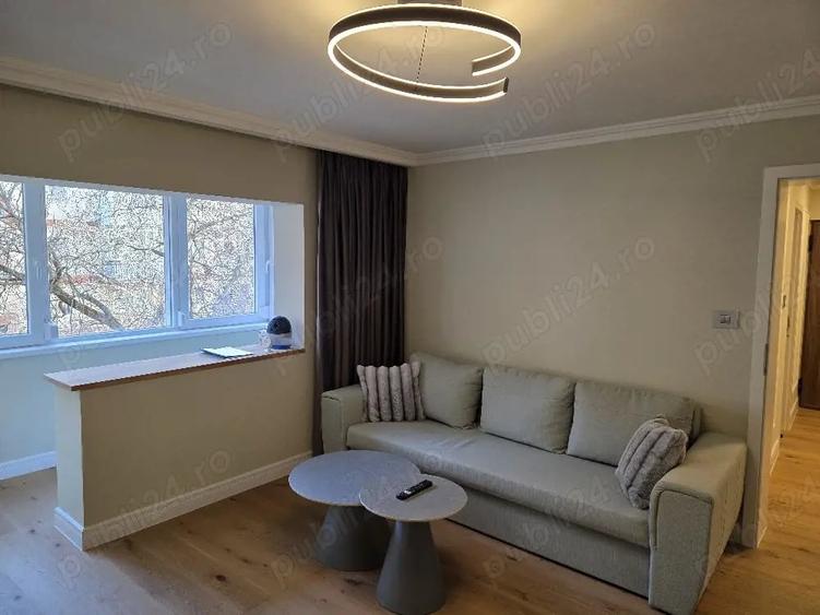 Apartament cu 2 camere decomandat, mobilat în Olimpia-Stadion