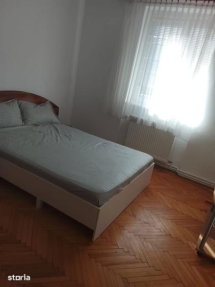 Apartament cu 2 camere decomandat în Complex Studențesc