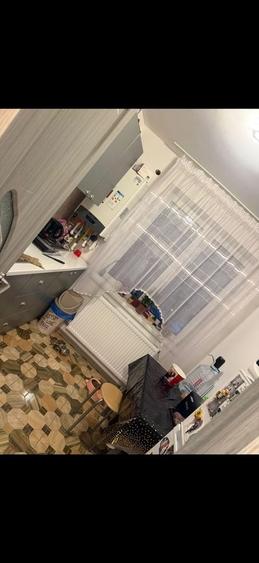 Apartament cu 3 camere semidecomandat în Exterior Nord