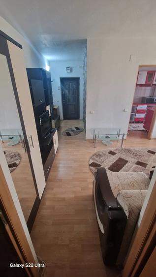 Apartament cu 2 camere decomandat în Ostroveni
