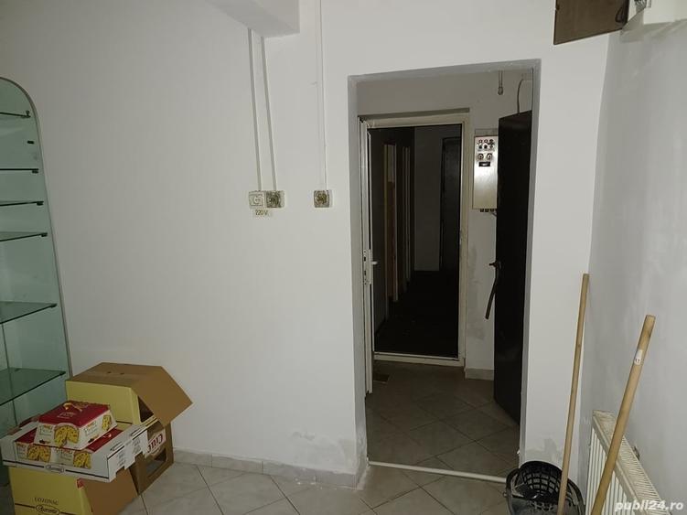 Spațiu comercial, de 65 mp, în Urziceni