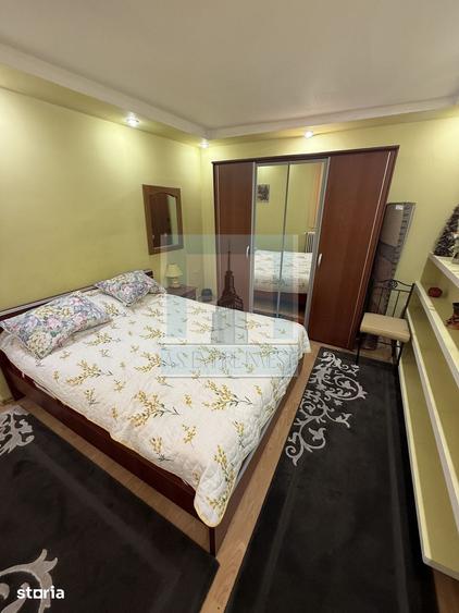 Casă cu 3 camere semidecomandat cu Teren 300 Mp în Bartolomeu