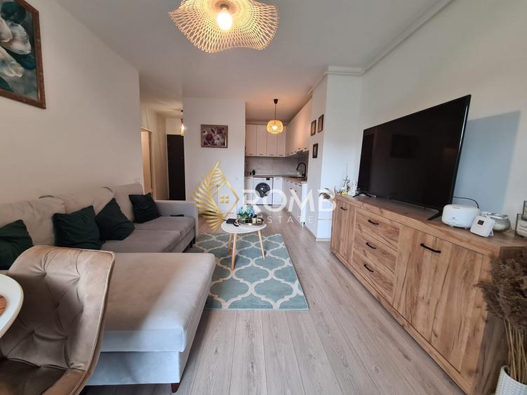 Apartament cu 2 camere semidecomandat, mobilat în Sopor