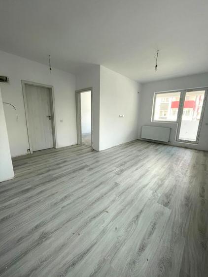 Apartament cu 2 camere semidecomandat în Militari — fotografia 1