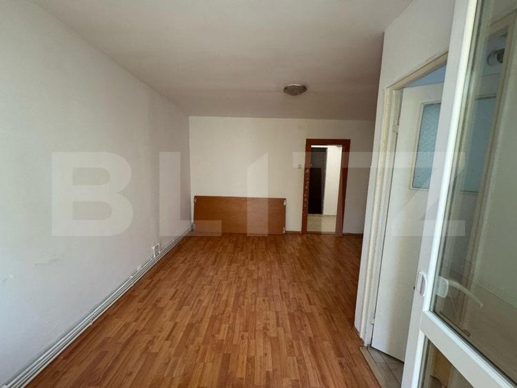 Garsonieră decomandată în Micro 15
