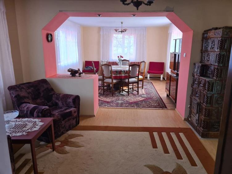 Casă cu 4 camere în Țaga
