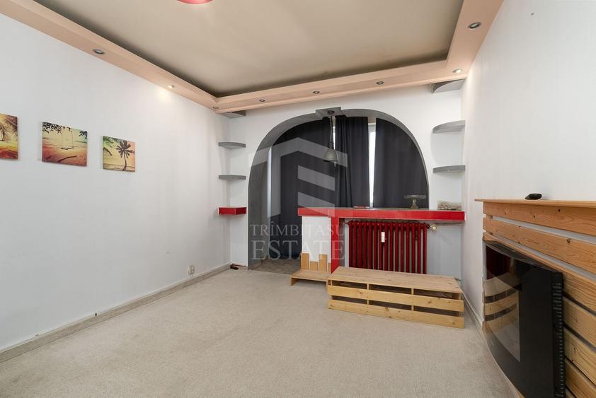 Apartament cu 3 camere decomandat, mobilat în Alexandru Obregia