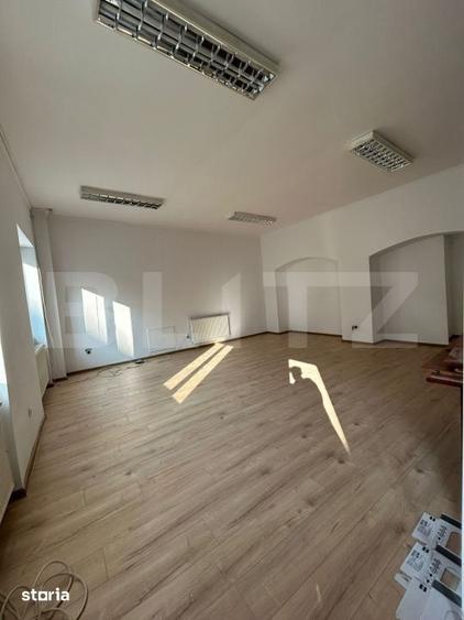 Apartament cu 3 camere în Ultracentral