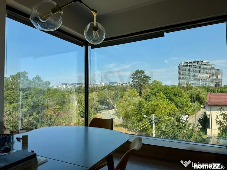Apartament cu 4 camere decomandat în Lacul Tei
