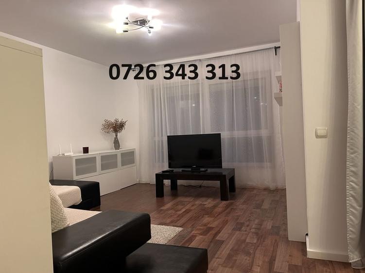 Apartament cu 3 camere decomandat în Băneasa