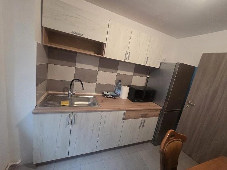 Apartament cu 2 camere semidecomandat în Exterior Vest