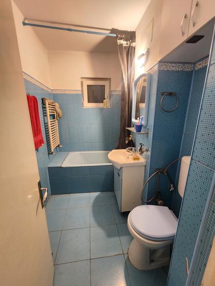 Apartament cu 3 camere decomandat, mobilat în Olimpia-Stadion