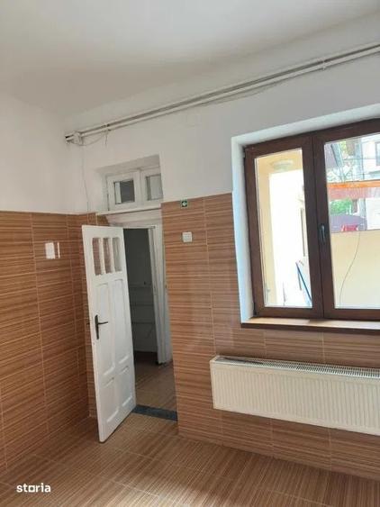 Casă cu 4 camere cu Teren 95 Mp în 13 Septembrie