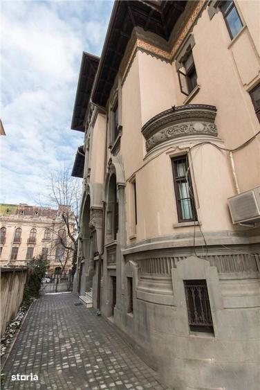 Casă cu Teren 845 Mp în Eminescu
