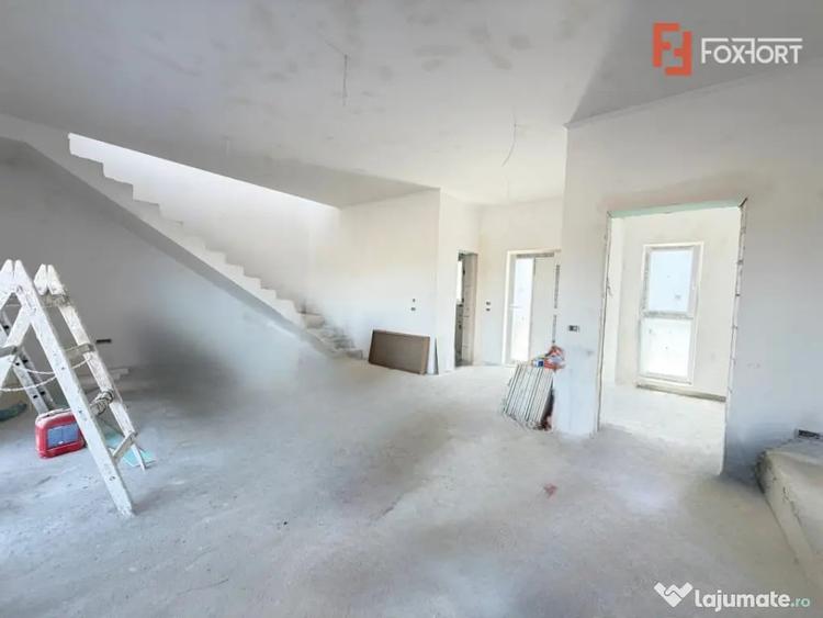 Casă cu 3 camere cu Teren 180 Mp în Săcălaz